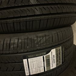 Set Of 4 235x40-19 $300