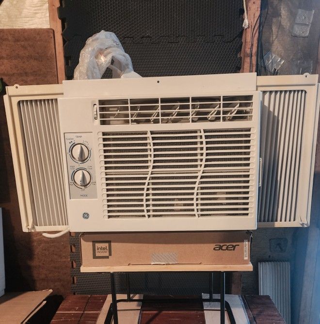 WINDOW AC UNIT AIR CONDITIONER 5000BTU