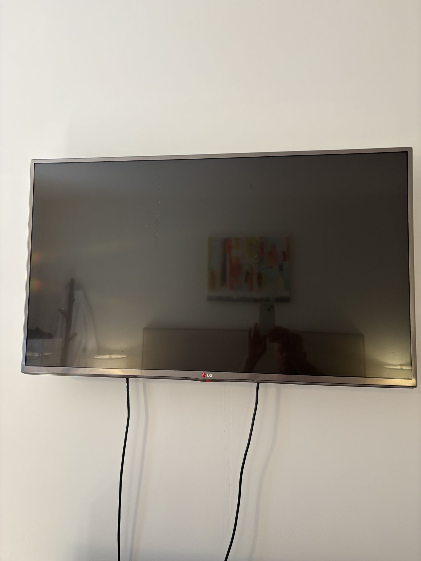 LG  Smart TV 37"