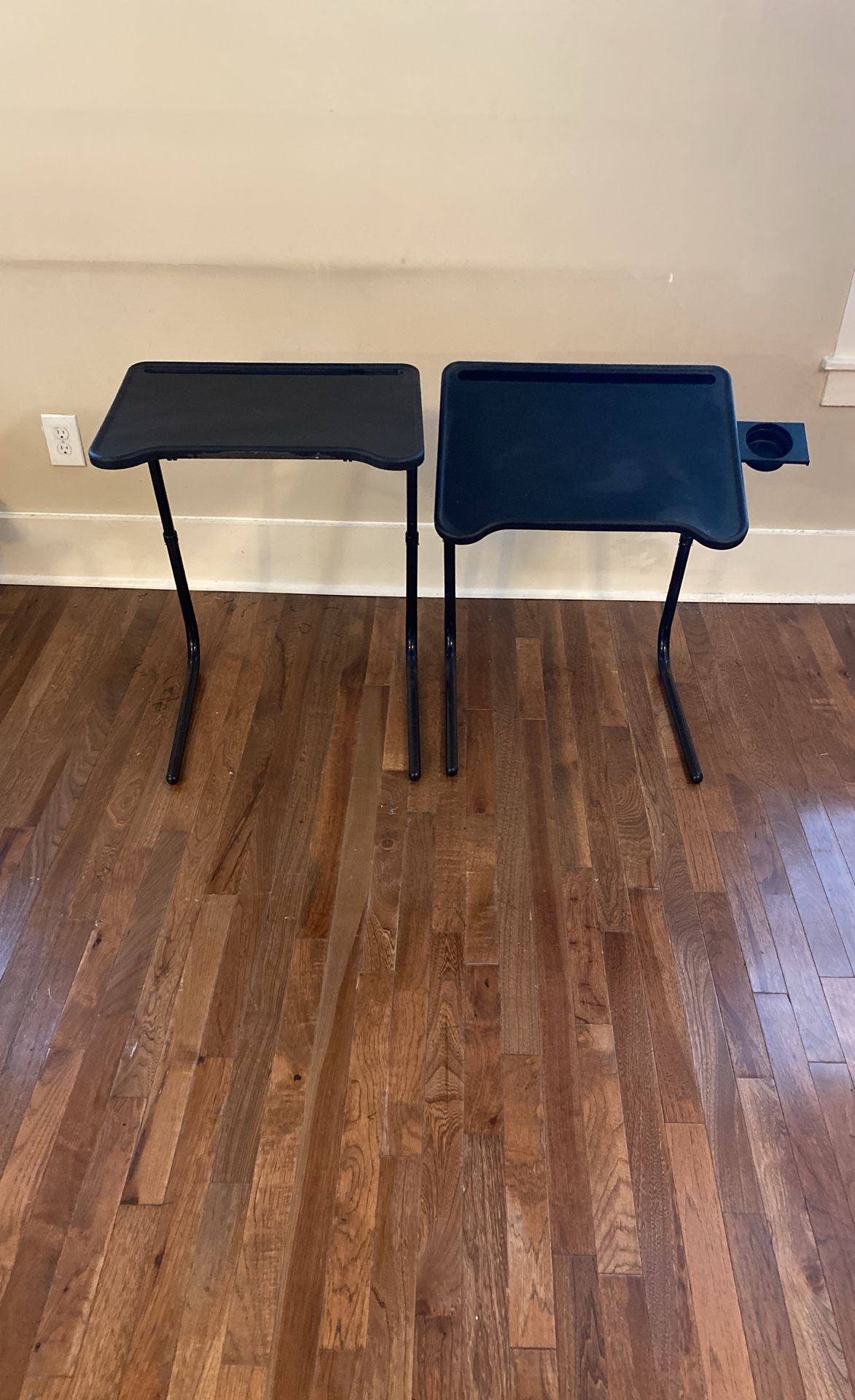 2 Adjustable Tv Trays
