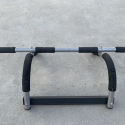 Pro Fit Pull-up Bar