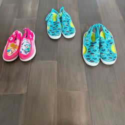 Free Kids' Water Shoes Set size 9-10, 11-12