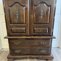 Nucal Lasting Furniture Dresser Armoire | Solid Wood | 4 Drawers | Dovetail Joinery | Rustic Classic