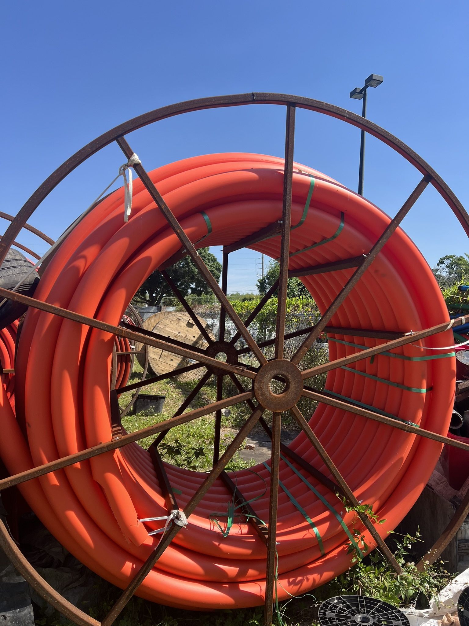 Pipe 4”  586 FT  $500  Orlando- FL