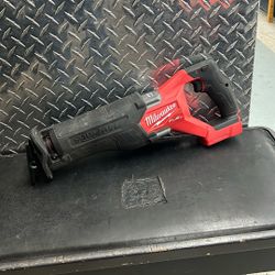 Milwaukee 2821-20 M18 Fuel Cordless Reciprocating Sawzall