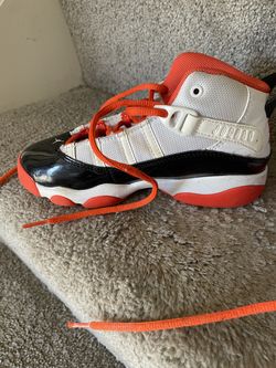 Kids size 13.5 Jordan 6 rings