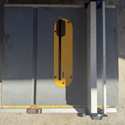 DeWalt DW745 10” Table Saw – Works Great – As-Is