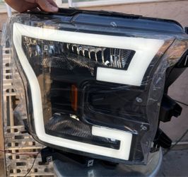 15-17 Ford F-150 Black Amber Reflector 3D LED Strip Headlights