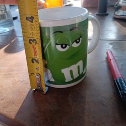 M And M Cup