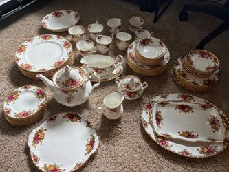 Old Country Roses Tea Set