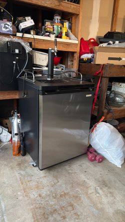 Insignia beer keg refrigerator