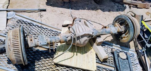 Rear end and transfer case