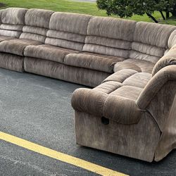 Brown Large Reclining Sectional Couch Set With Pull Out Bed And Compartment Storage + Cup Holders 