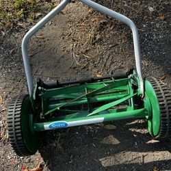 Push Mower Reel No Gas Man Powered Sun. Joe New Condition $55 Cash 