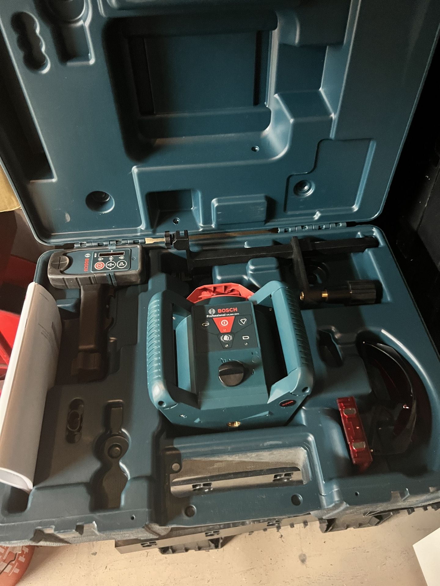 800 Ft Rotary Laser Level Complete Kit