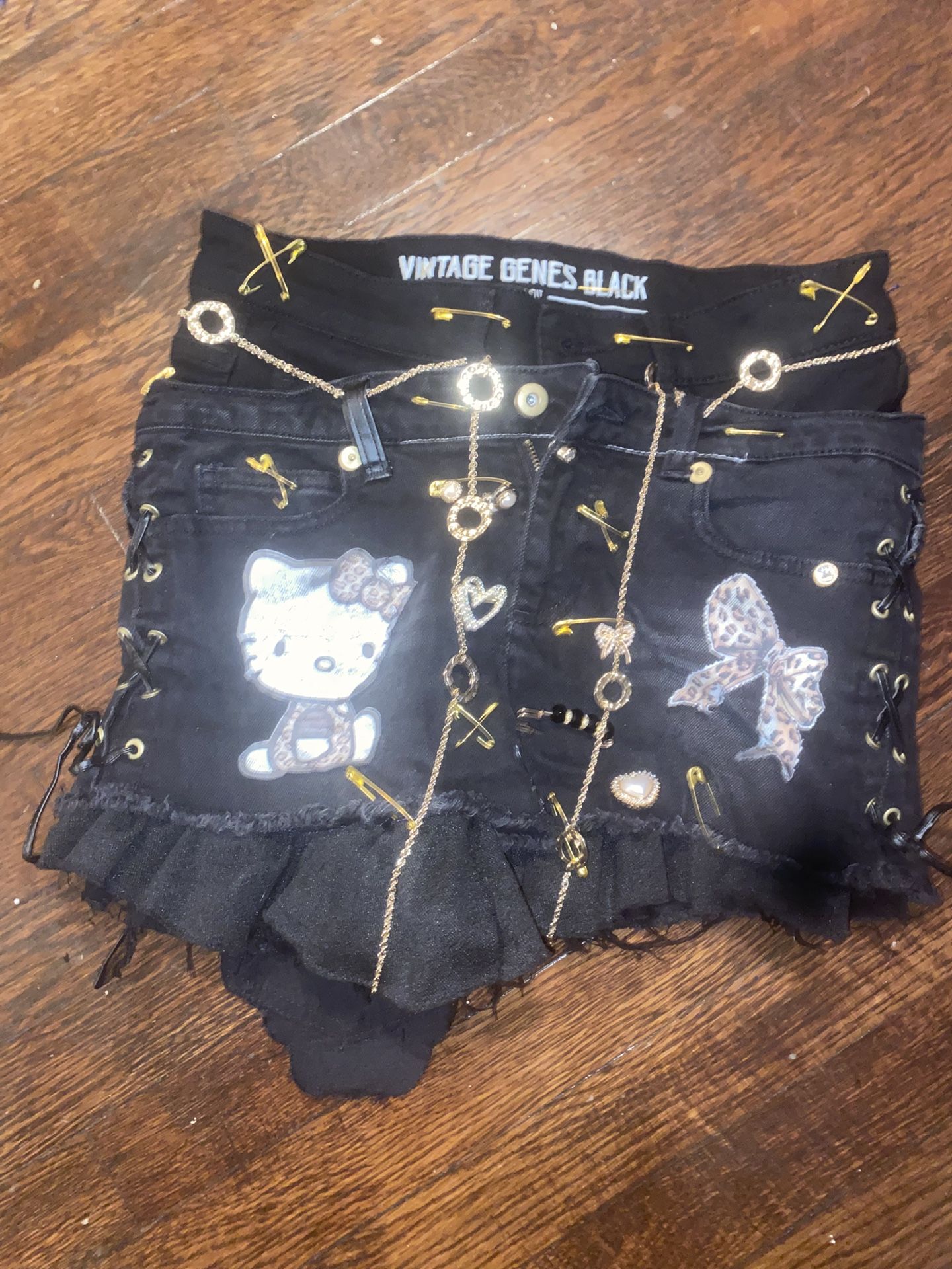 Hello Kitty Junk Skirt