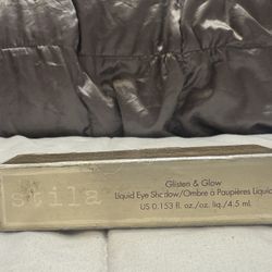 Still Glisten And Glow Liquid Eye Shadow 