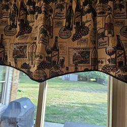 Grape Wine Valance