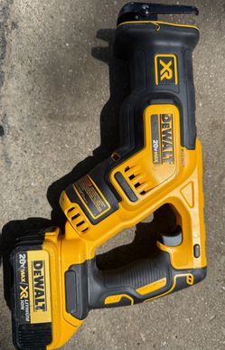 DEWALT 20V MAX XR Cordless Brushless Compact Reciprocating Saw
