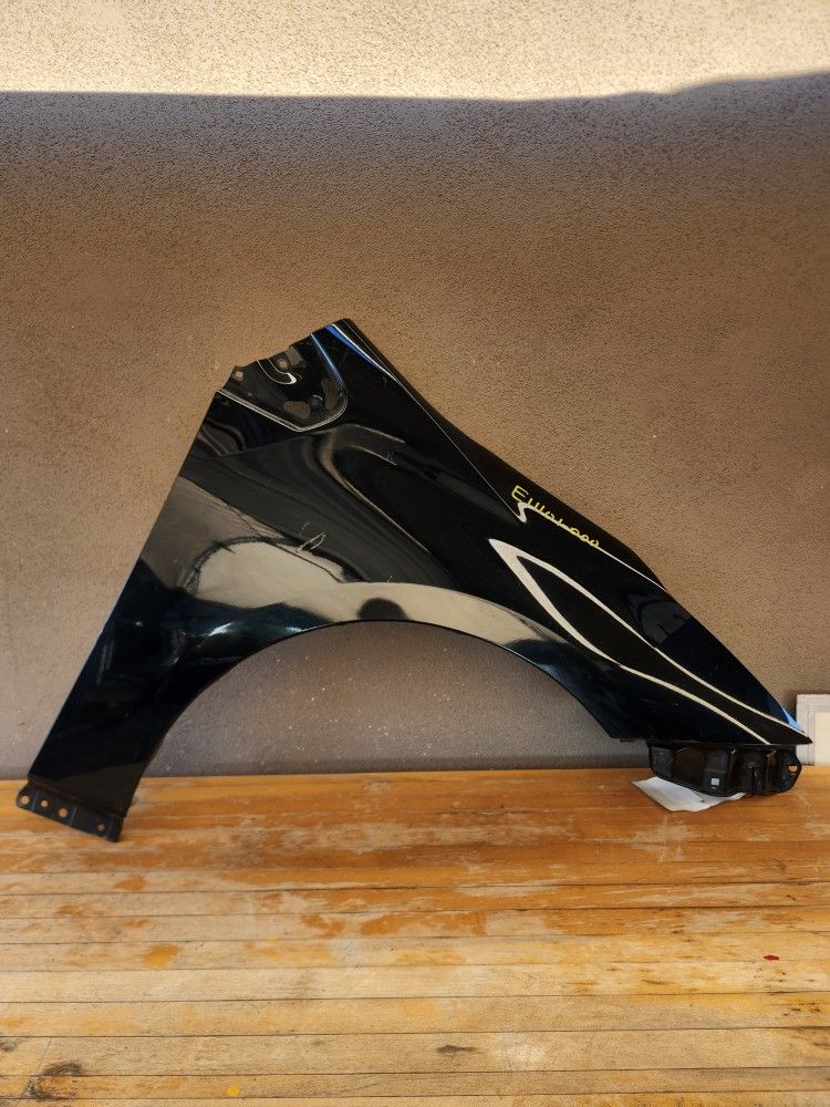 2016-2020 Toyota Prius Right Fender Aftermarket