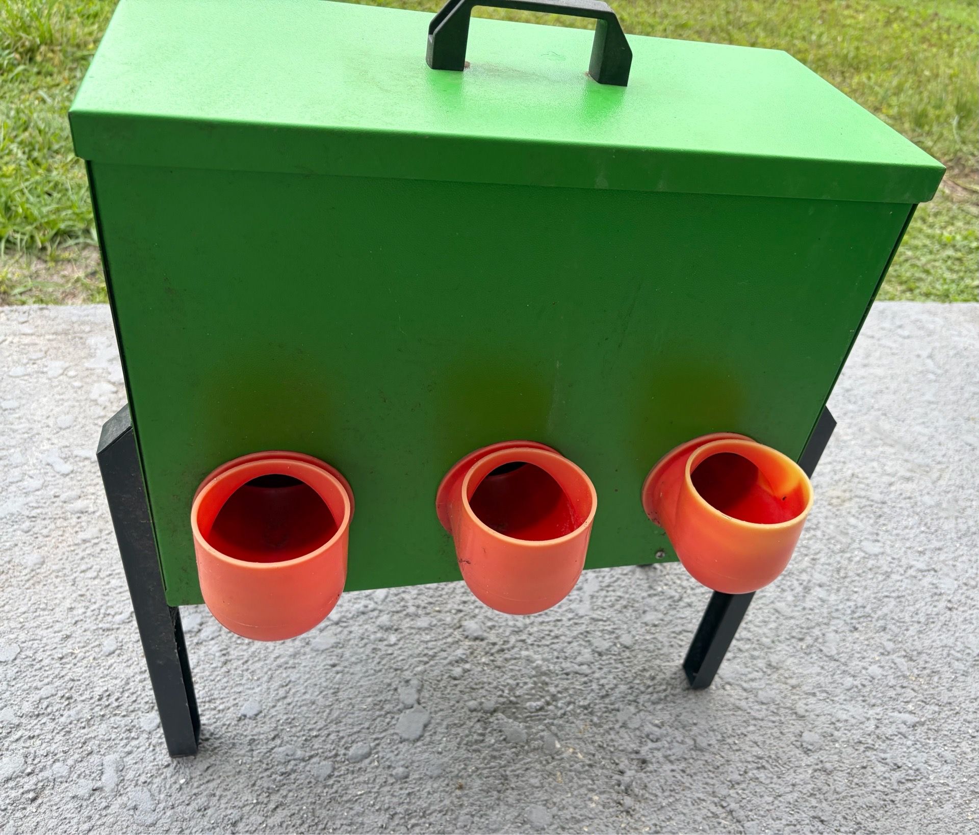 Chicken feeder