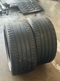 PAIR OF TIRE 285 35 19 MICHELIN 85% LIFE