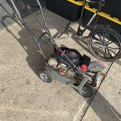 Craftsman Edger 3,5 Hp Runs Beautiful First $90.00 Gets It