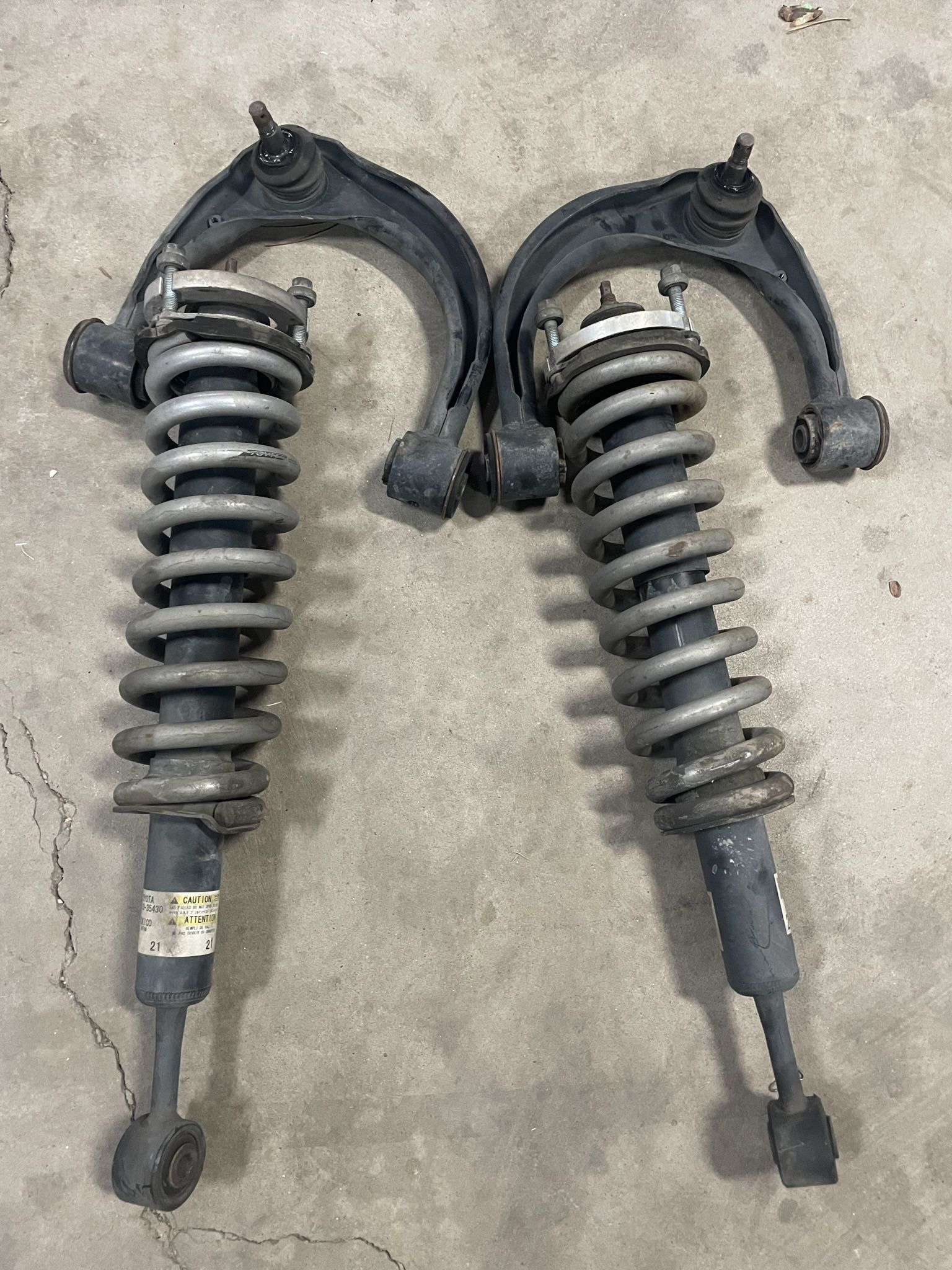 Toytec TT3‑FRCC 3″ Lift Kit + Stock Struts, Shocks & UCAs – 4Runner/FJ