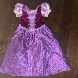 Rapunzel Costume 5/6