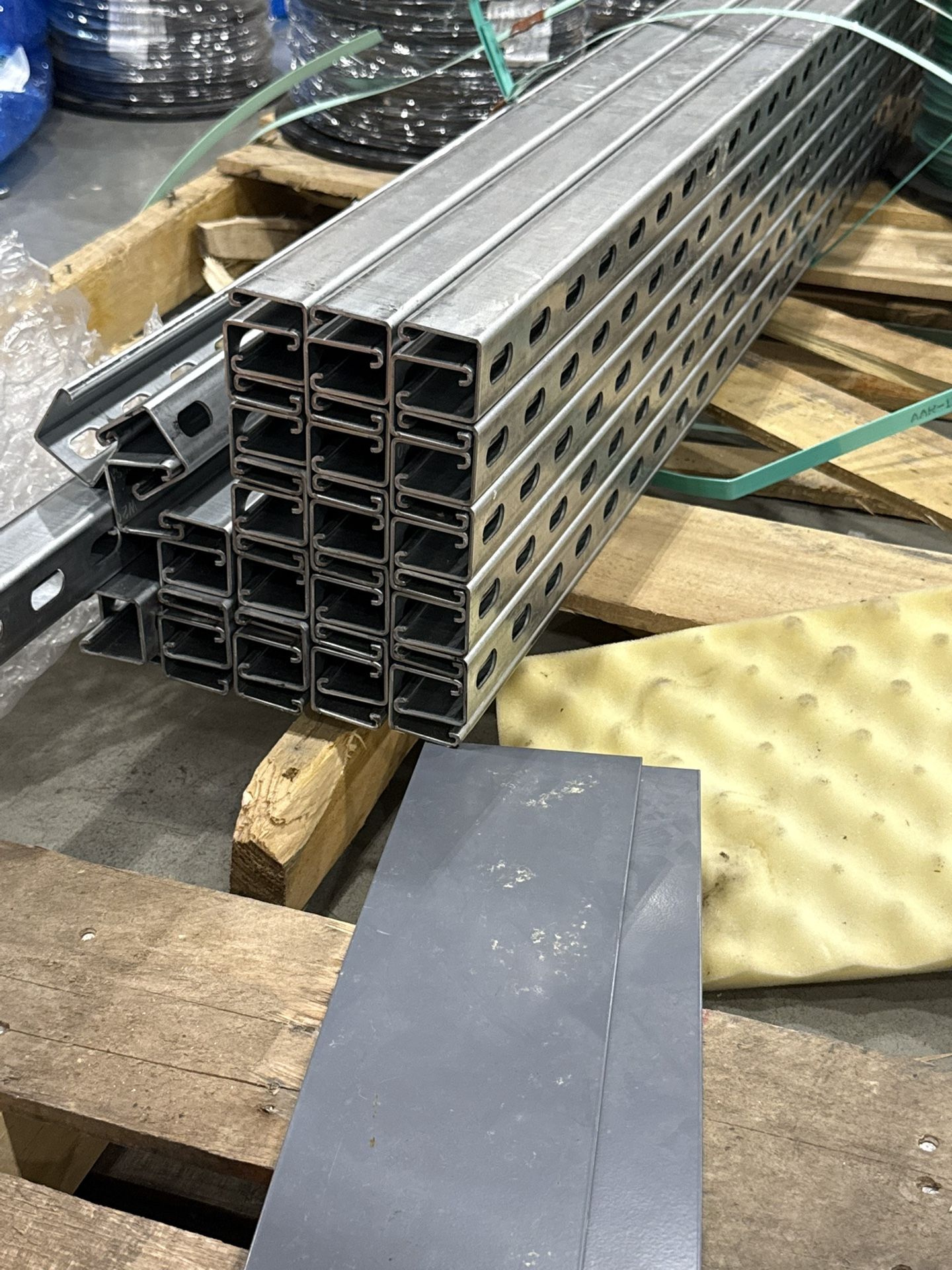 Unistrut 