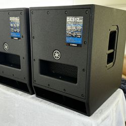Yamaha DXS12 MKII professional 12” subwoofers pair  DJ class D amp 1020W like new! 