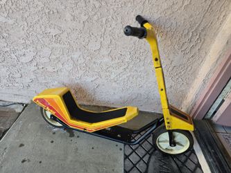 1970s Hot Streak Scooter