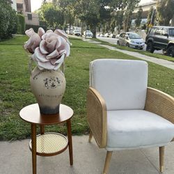 Gorgeous Pair Of Vase 97.00 Set