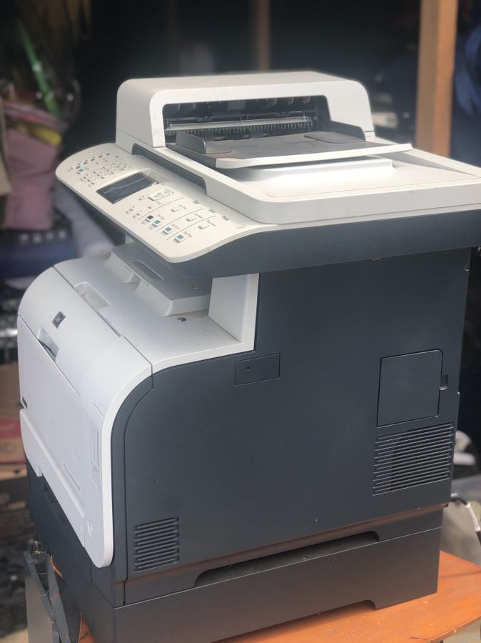 Printer con copiadora funciona bien casi nueva 30 dlls