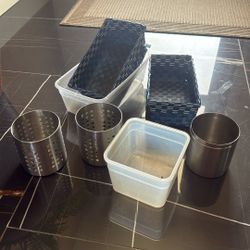 FREE RSNDOM CONTAINERS