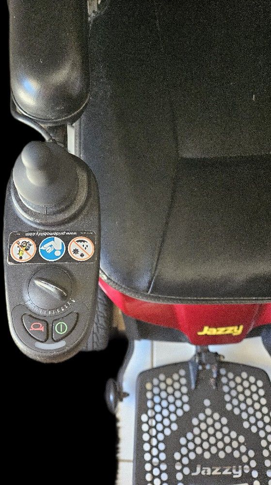 Pride Mobility Jazzy Elite ES Power Chair - Electric Wheelchair ,