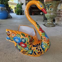 Talavera Yellow Swan Clay Pots, Planters. Plants. Pottery $85 Cada Una