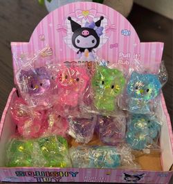 Hello Kitty squishy