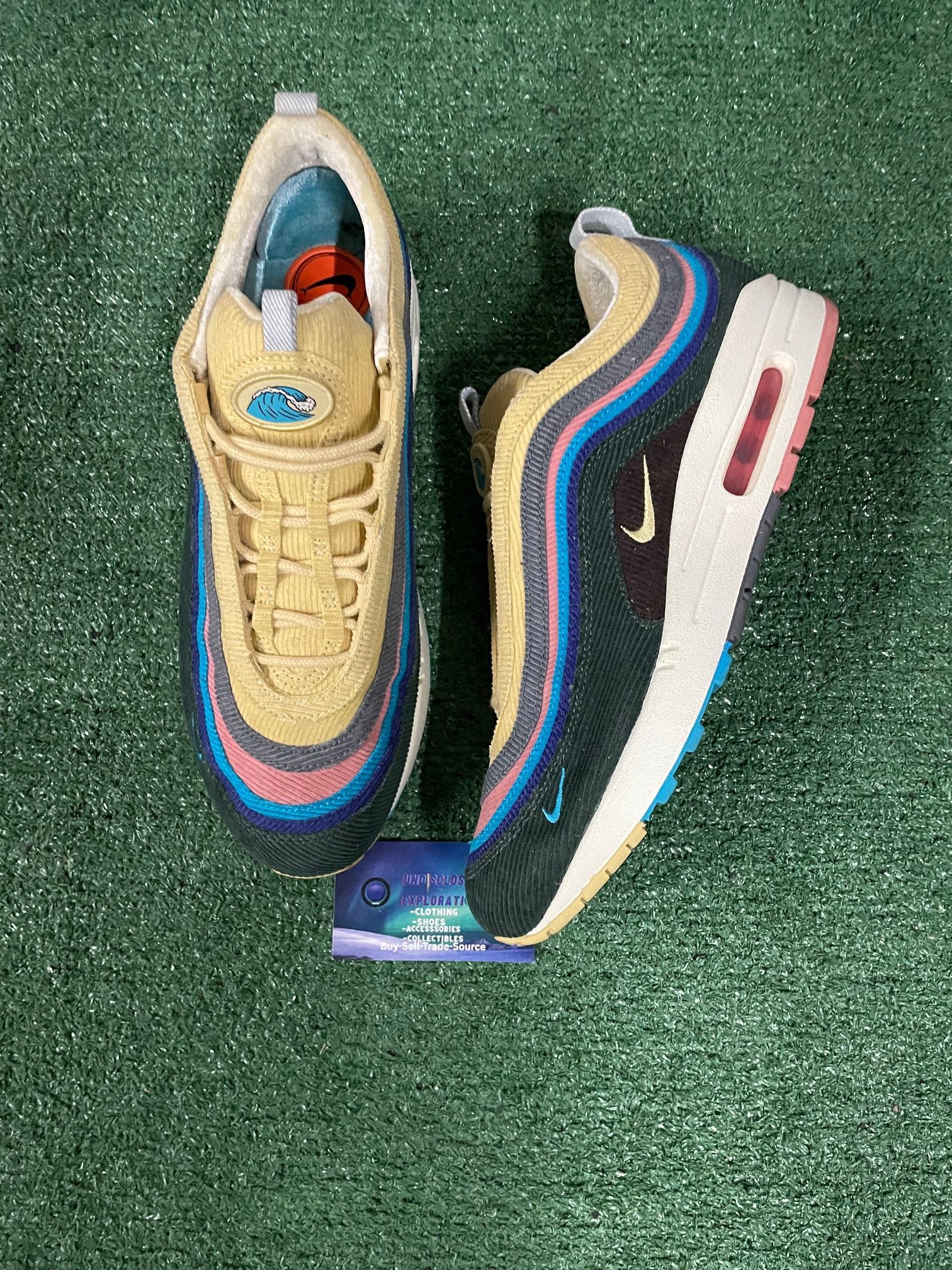 Nike air max 1/97 Sean Weatherspoon size 10men/11.5women