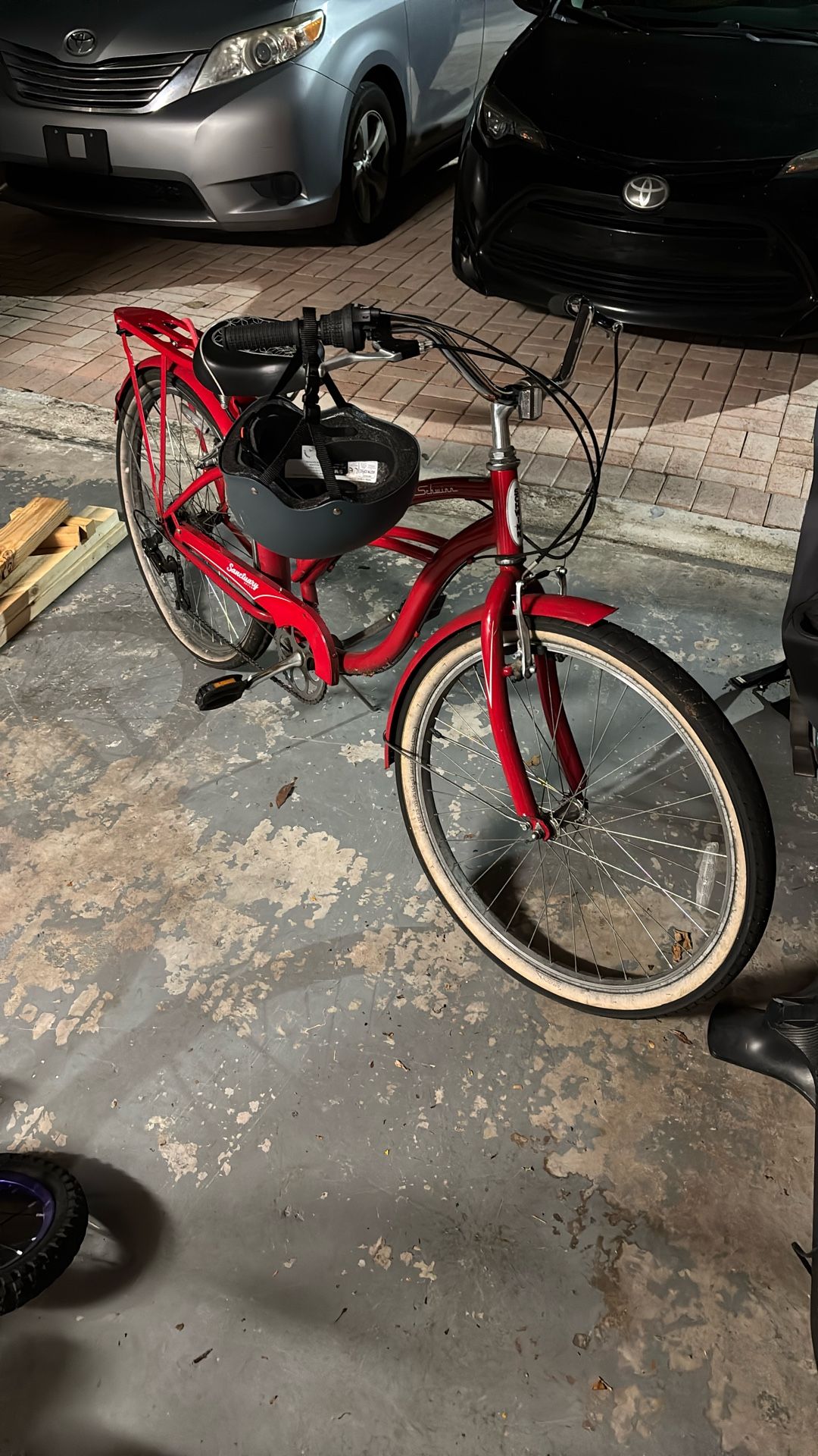 Schwinn Women’s Cruiser Bike 26 Inches