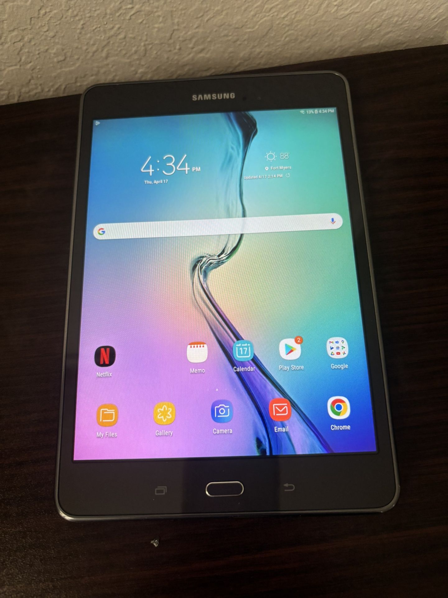 Samsung Tablet 8in., 16GB, It Works Perfect Rarely Used, Price Firm