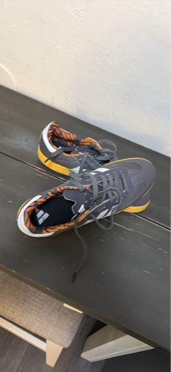Adidas men’s 9