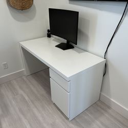 MALM Desk, white, 55 1/8x25 5/8 "