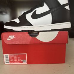 Nike Dunks Hi Panda 