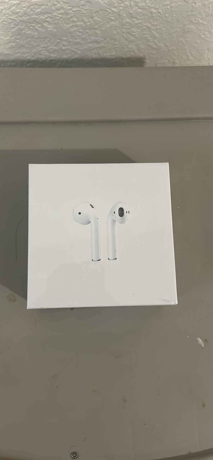 AirPods