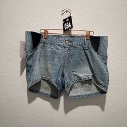 Isabel Maternity denim shorts size 6