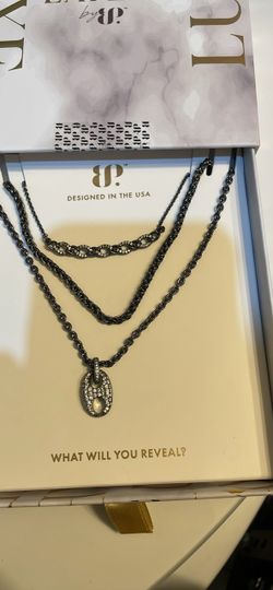 Bomb party let’s collection three necklaces rhodium, plating cubic zirconia