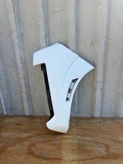 NISSAN FRONTIER ( 2022 2023 2024 ) FRONT BUMPER EXTENSION LEFT DRIVER SIDE LH USED ORIGINAL OEM