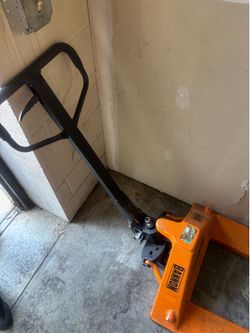 PALLET JACK