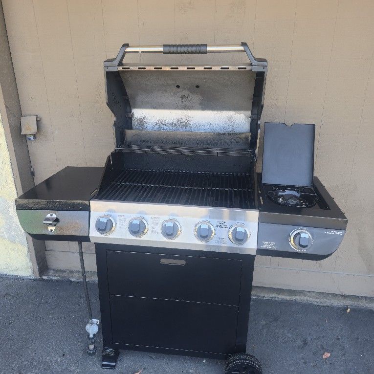 ASADOR. ...GRILL....EXCELLENT CONDITION
